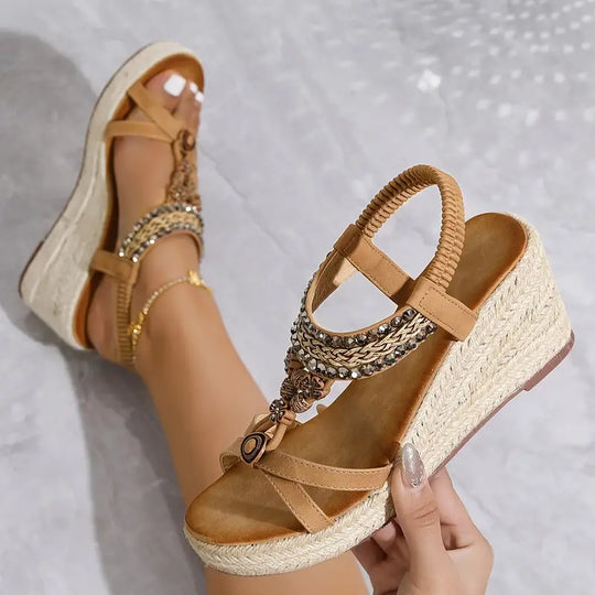 R&B | Damen Sandalen mit Strass-Verzierung und Keilabsatz