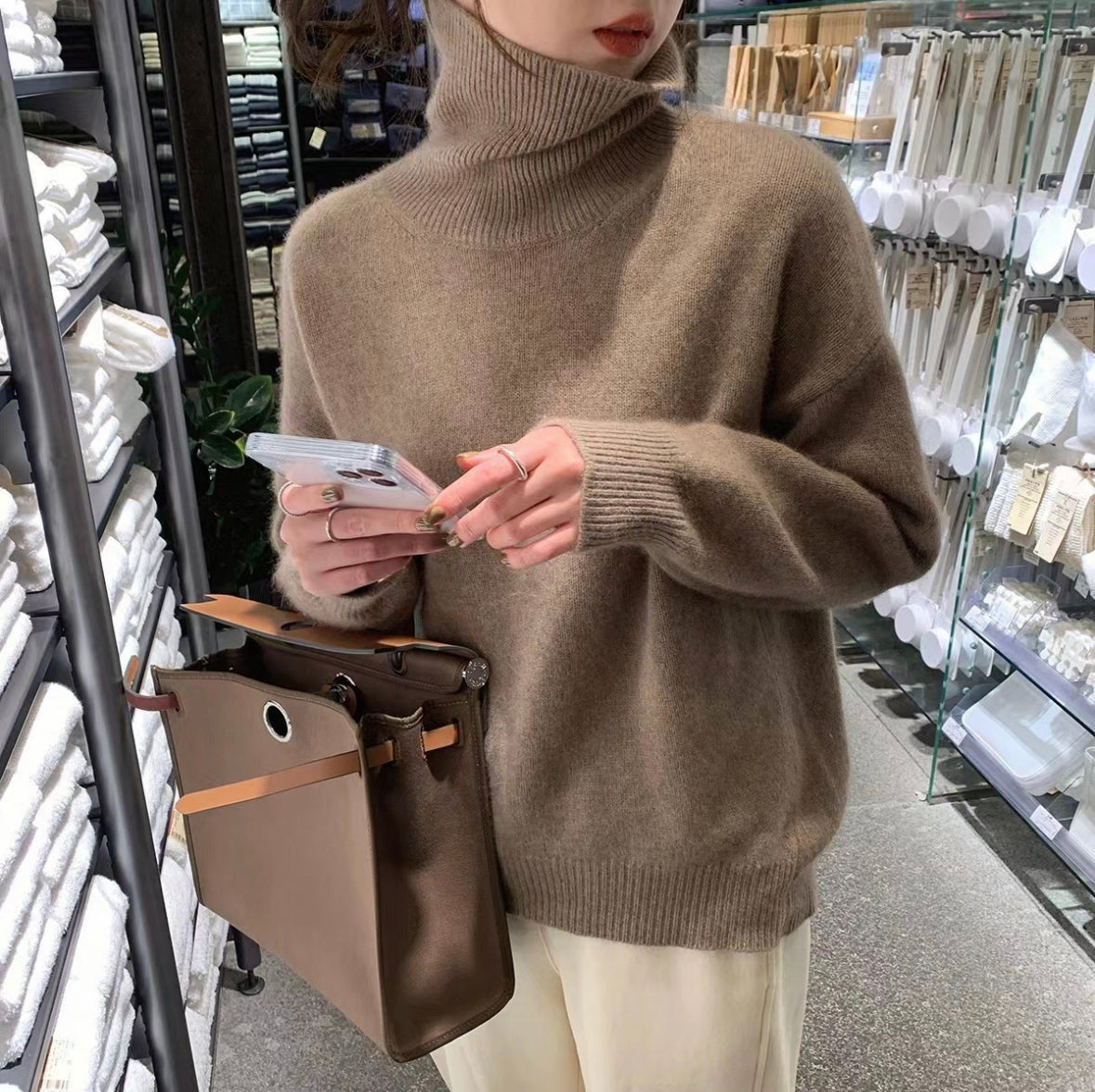 R&B | Rollkragenpullover Perfekt für Kältere Tage