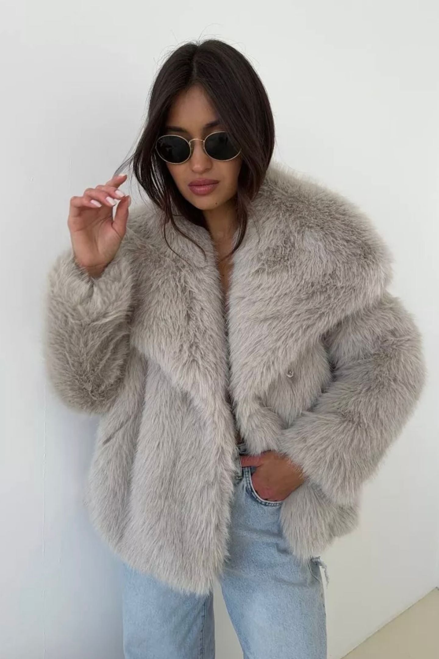 R&B | Faux-Fur-Schalkragenjacke