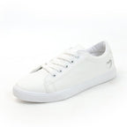 Weiße Herzchen Schuhe