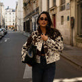 R&B | Jacke mit Kuhmuster, Reverskragen und Stylischen Druckknöpfen