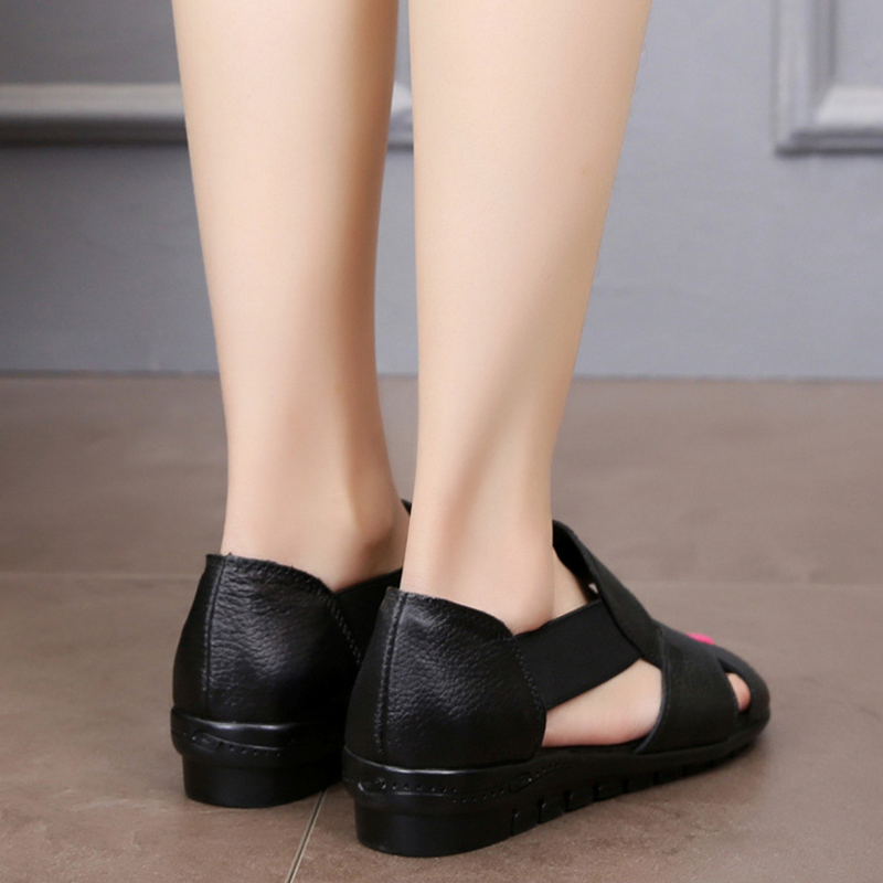 Zeitlose Komfort-Ledersandalen R&B