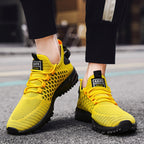 Atmungsaktive Turnschuhe aus Mesh R&B