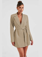 R&B | Blazer Kleid - Taillierte Passform - Mini Länge - V-Ausschnitt - Langarm Elegante Kleidung