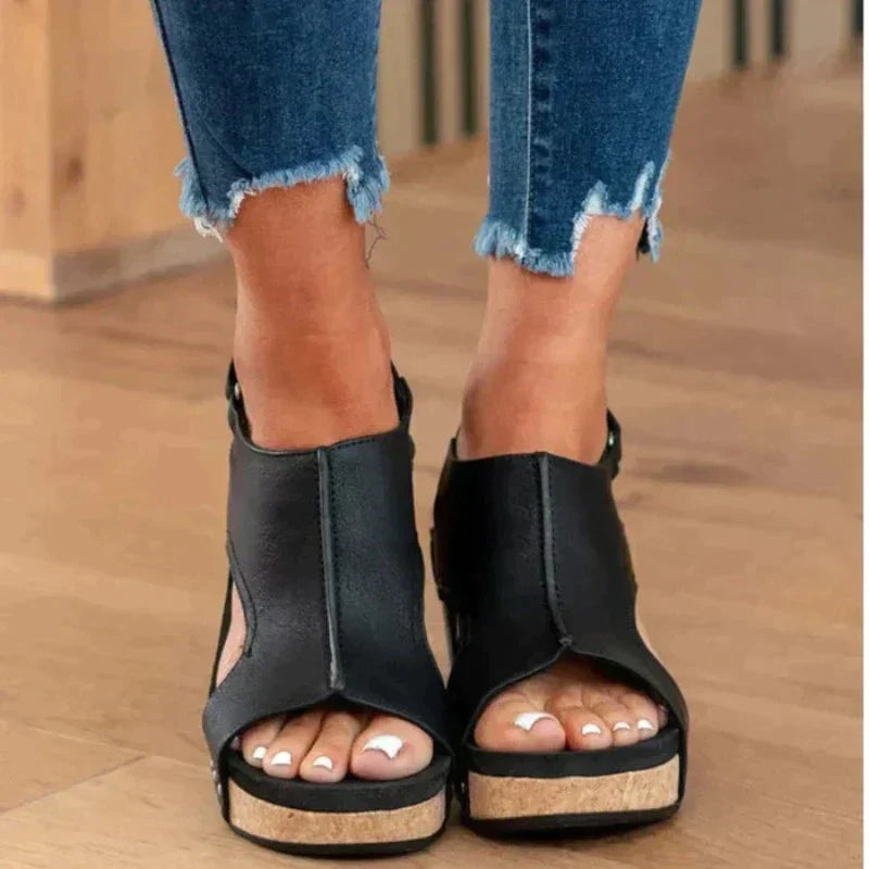 R&B | Leder Keilabsatz Sandalen