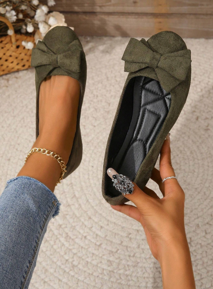 Presley | Flache Slip-on-Schuhe mit Schleife und runder Zehenpartie