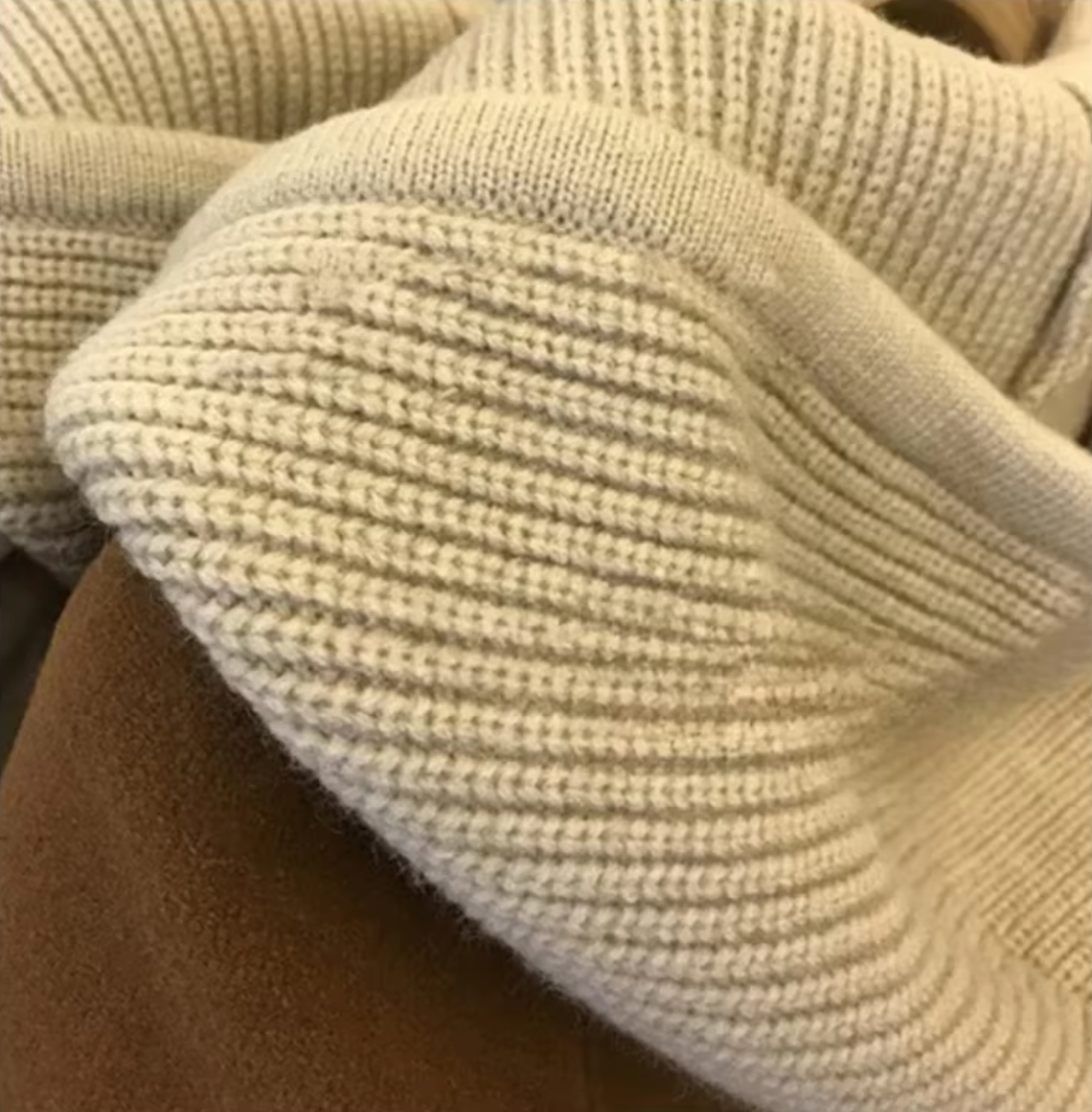 leicht dicke Jacke mit Kapuze