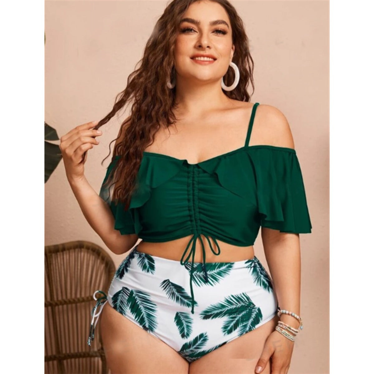 R&B | Großer geteilter Bikini mit Kordelzug und Rüschen