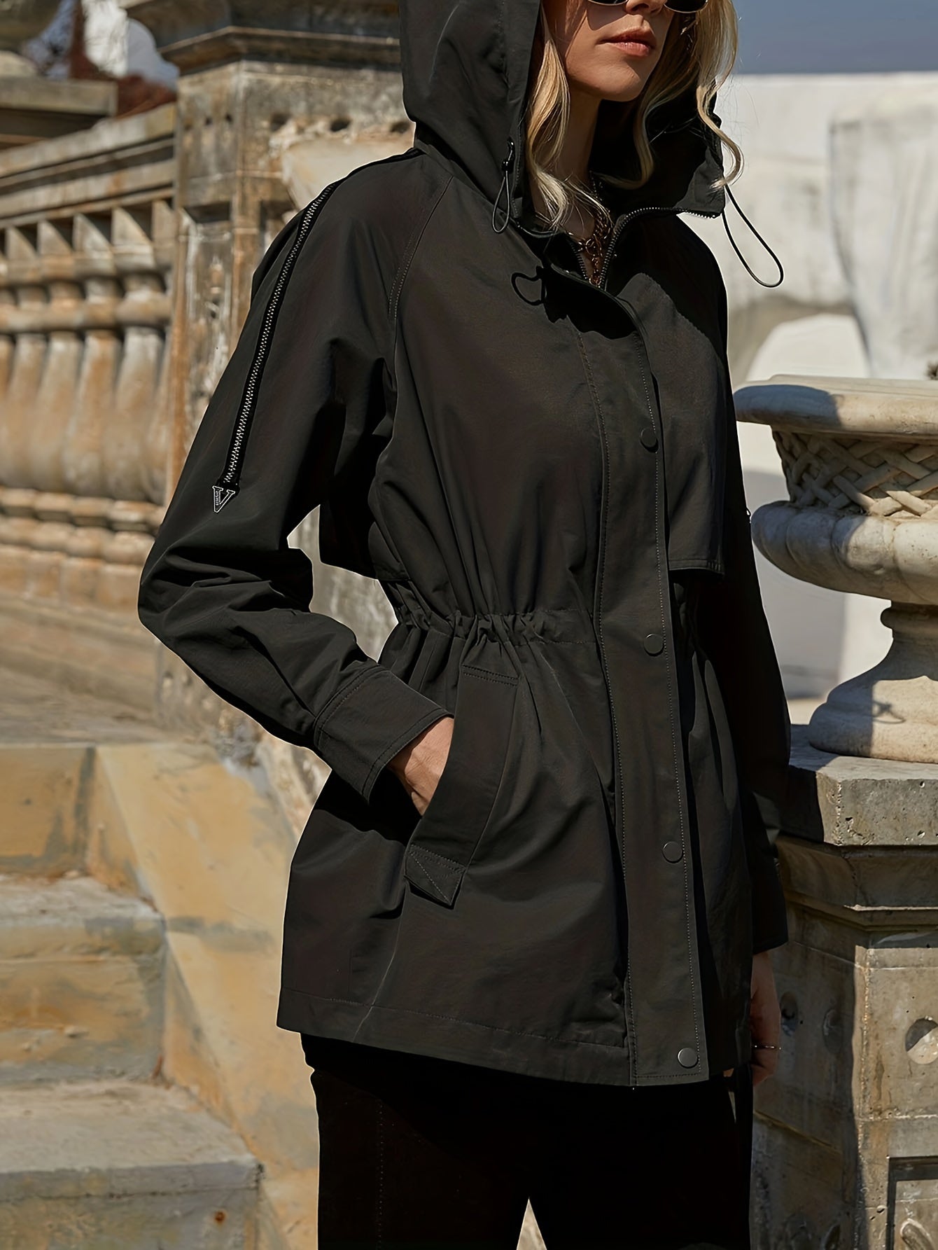 R&B | Stilvolle und Elegante Winterjacke