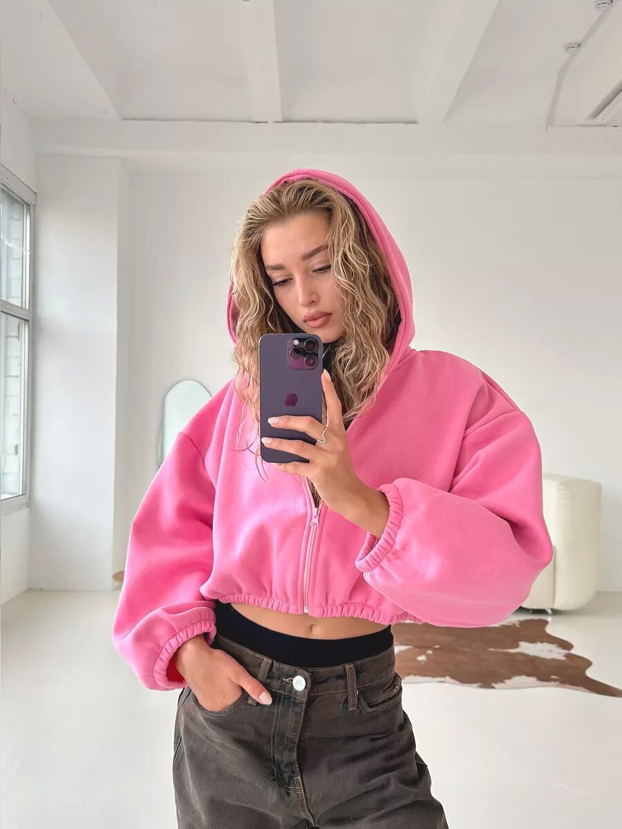 R&B | leichter kurzer Sport-Sweatshirt mit Kapuze