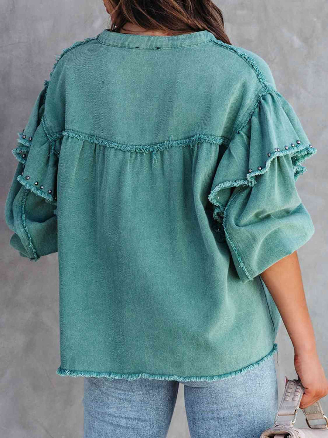 R&B | Button Down Raw Hem Denim Jacke