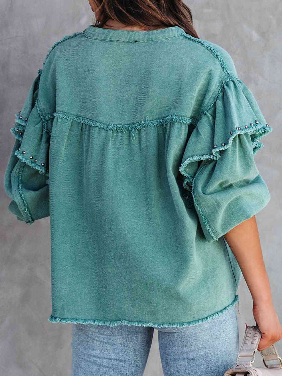 R&B | Button Down Raw Hem Denim Jacke