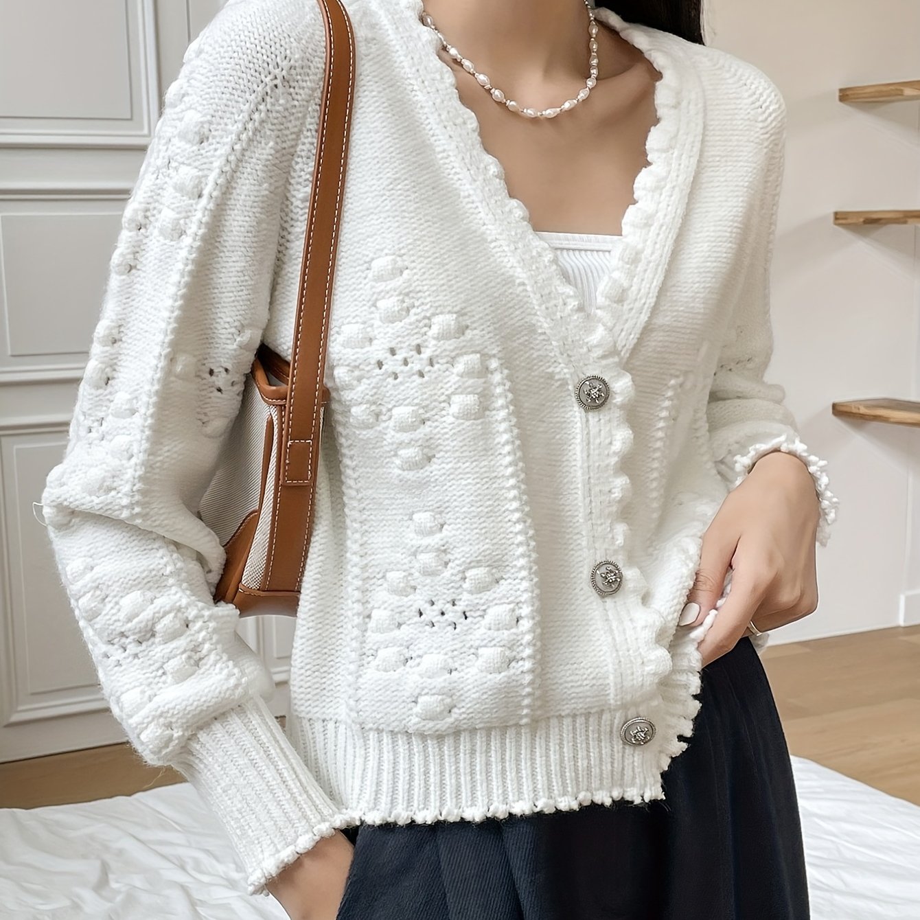 R&B | Zeitlose und Elegante Strickjacke
