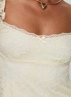 R&B | Damen Zartes Spitzenoberteil Elegantes Design