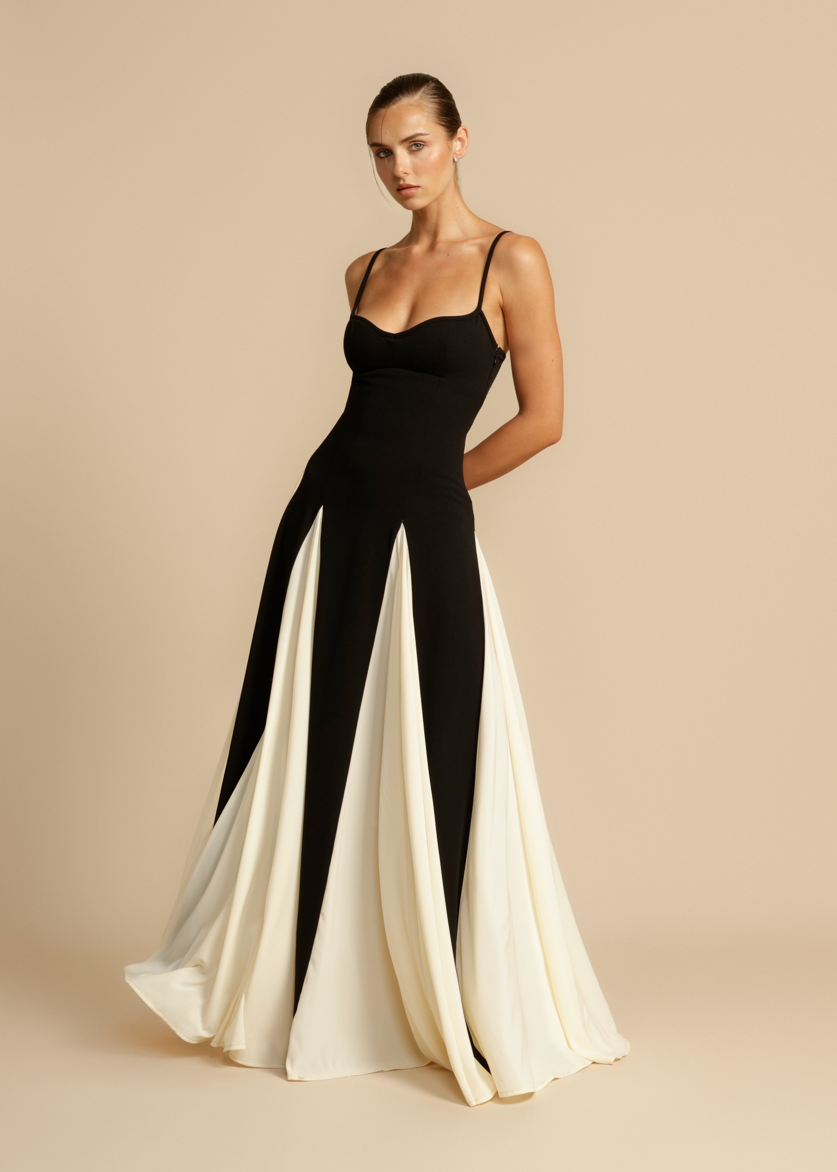 Spaghettibandje Farbblock Swing Maxikleid