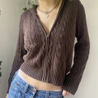 R&B | Gemütlicher Kapuzenstrickcardigan mit Knopfleiste Vorne