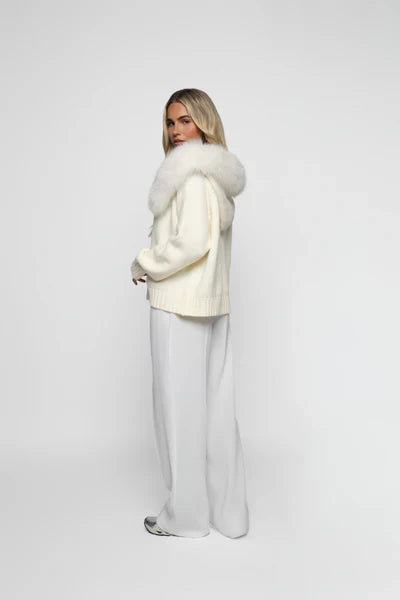 R&B | Strickjacke mit Kunstpelzkragen Reißverschlussverschluss Warm und Stilvoll