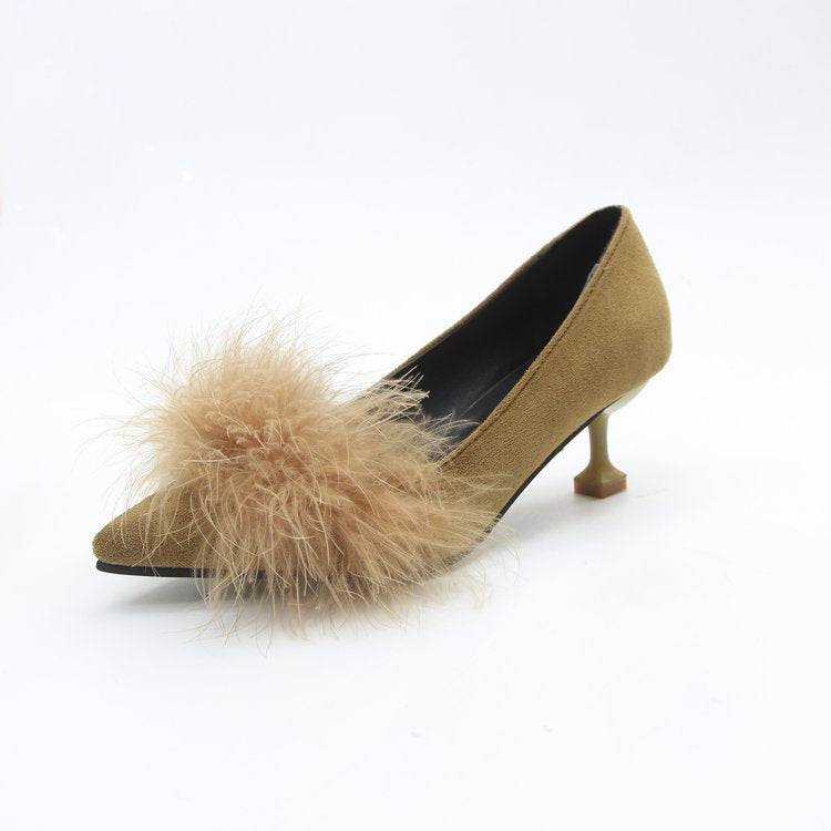 Damen elegante Pumps mit Federdetails und geschwungenem Absatz R&B
