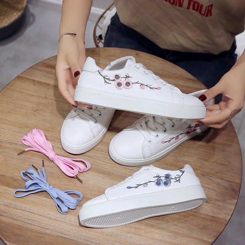 Casual Chic | Niedrige Damensneaker R&B