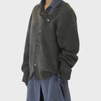 R&B | Bequeme Strickjacke mit verspieltem Knopfdetail