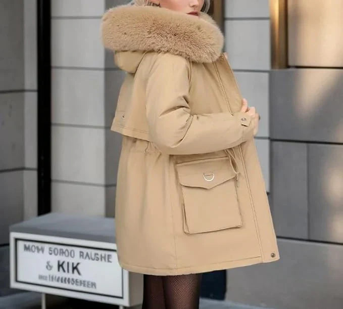 R&B | Parka Mantel – Isoliert Mid-Thigh Passform – Kunstfell Kapuze – Verstellbare Taille