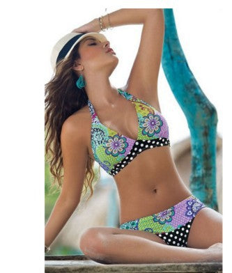 Damen Triangel-Bikini mit lR&Bhaftem Blumenmuster und gepunktetem Höschen R&B