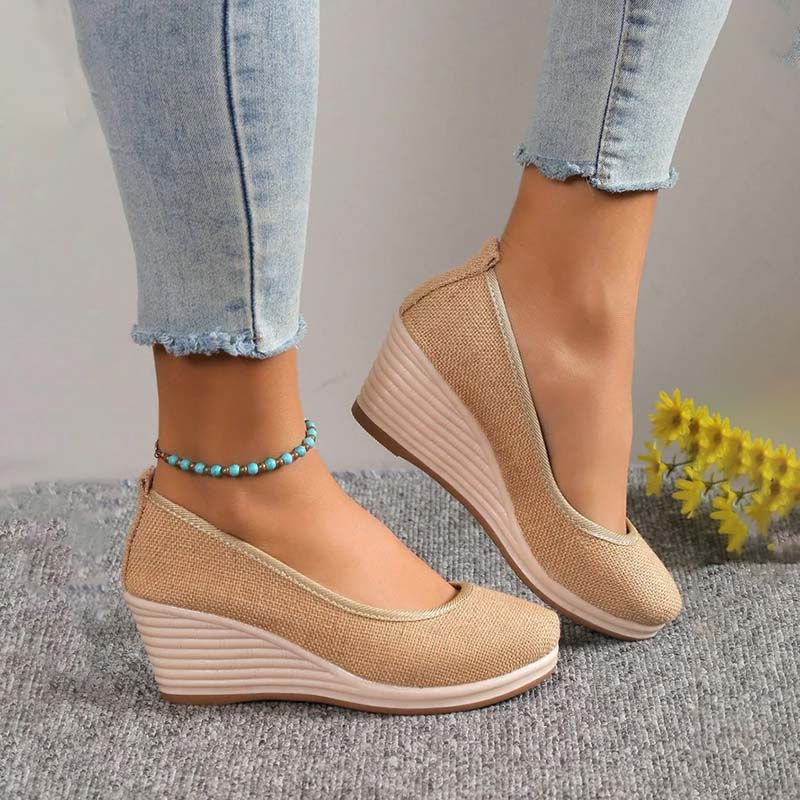 Lässige Keilschuhe