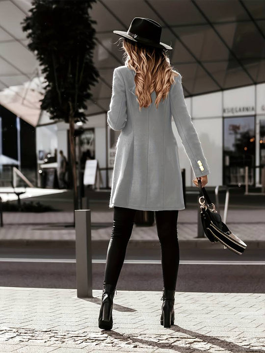 R&B | Modisches und Minimalistisches Winterkleidungsstück