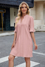 R&B | Jacquard five-quarter-sleeved Kleid mit V-Ausschnitt