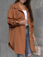 R&B | Lange Hemdjacke mit Knöpfen, Wollkragen und Revers