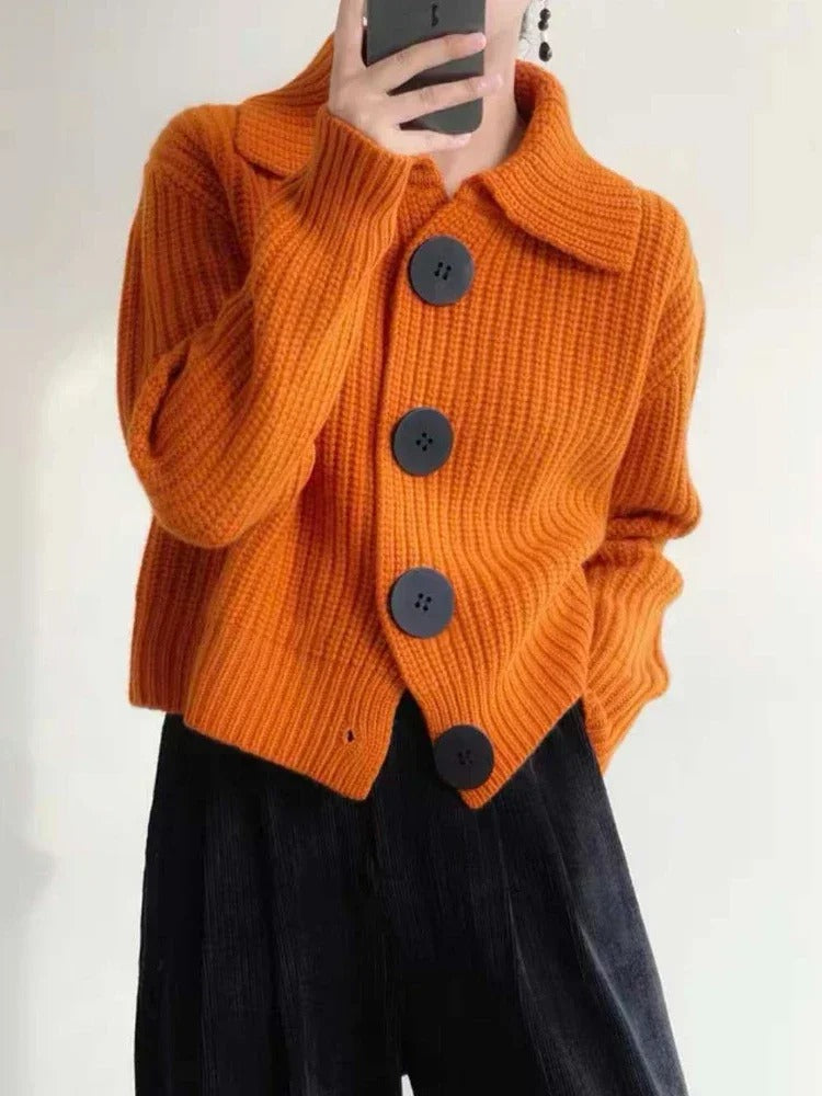 R&B | Elegante Strickjacke mit Knöpfen