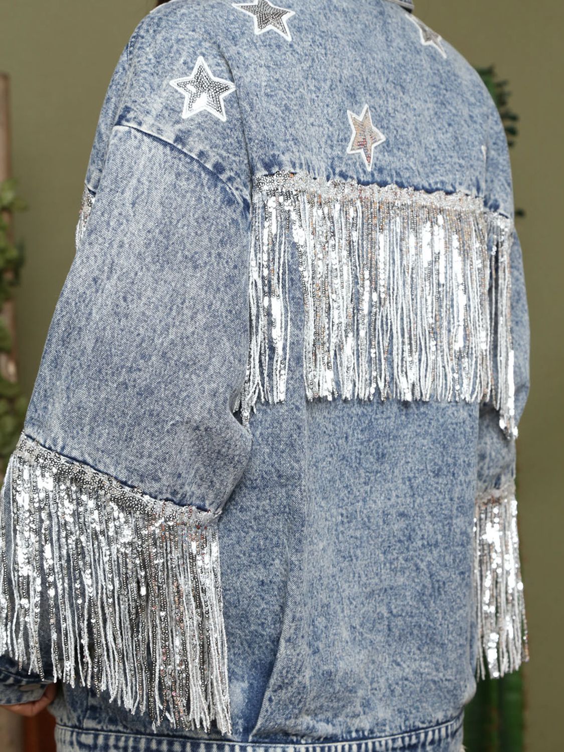 R&B | Fransen Details Lange Ärmel Denimjacke