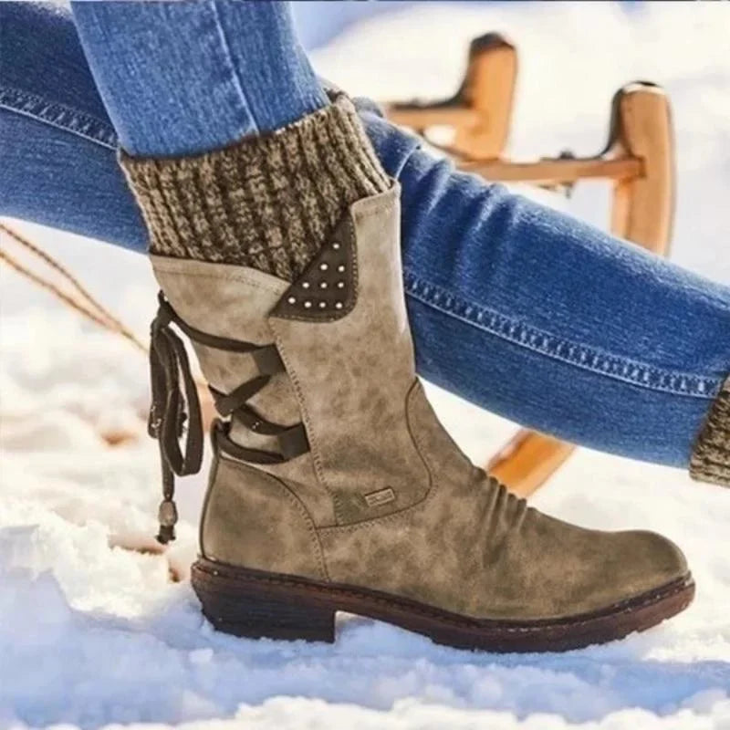 R&B | Stiefeletten Strickbündchen Nieten Seitendetail Schnürelement Hinten