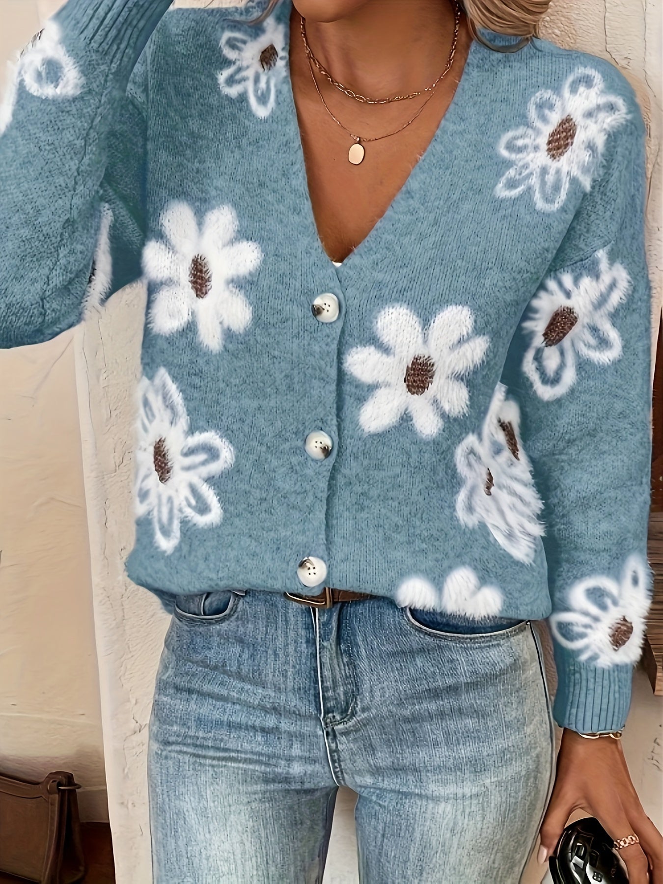 R&B | Weiche Strickjacke mit Blumenmuster Acryl Wärme und Stil