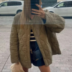 R&B | Bequemes Rundhals gepolstertes Jacket mit Knöpfen Ideal für Herbst/Winter