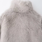 R&B | Kurze Damenjacke aus elegantem veganem Kunstpelz