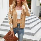 R&B | Strickjacke mit Zartem Blumenmuster Design