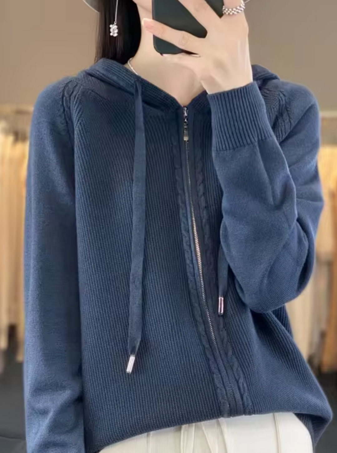 R&B | Strickjacke mit Kapuze
