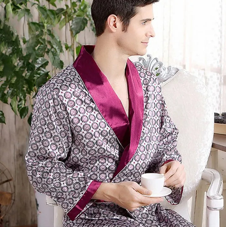 R&B | Golddruck Luxus Satin Bademantel