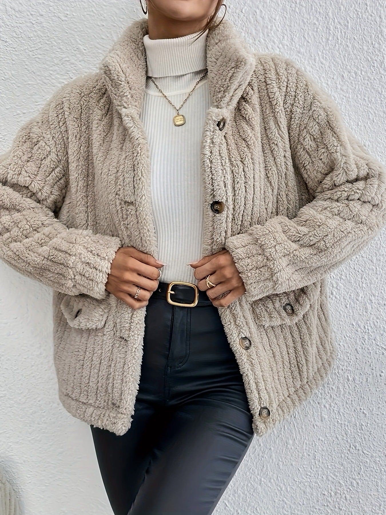 R&B | Doppelseitige Strickjacke mit Samtknöpfen
