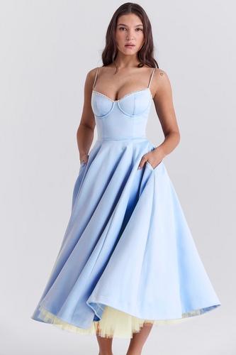 R&B | Elegantes Schlankmachendes Kleid Für Damen