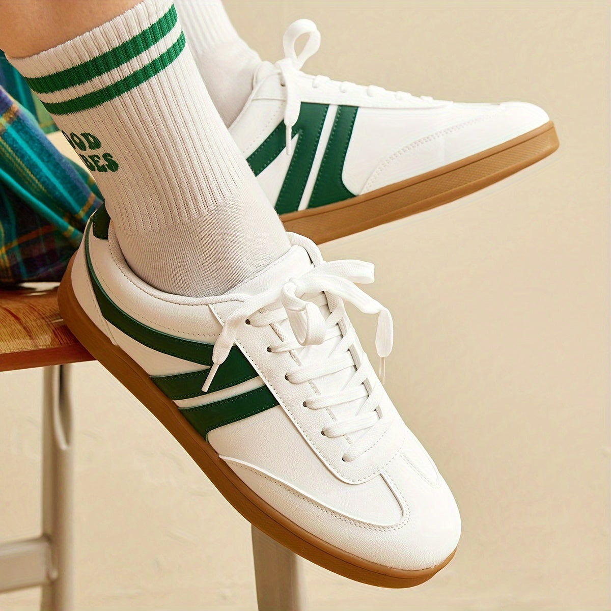 R&B | Bequeme Damensneaker In Einfarbigen Farben
