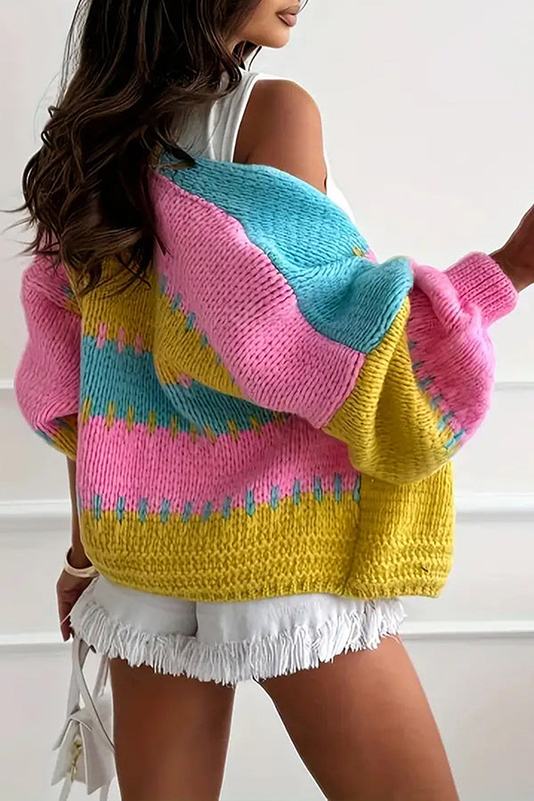 R&B | Lässiger Strickcardigan mit kontrastierenden Nahtdetails