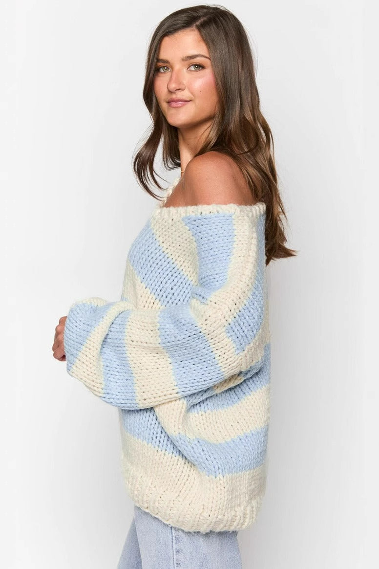 R&B | Off-Shoulder gestreifter Strickpullover für den Herbst-Look