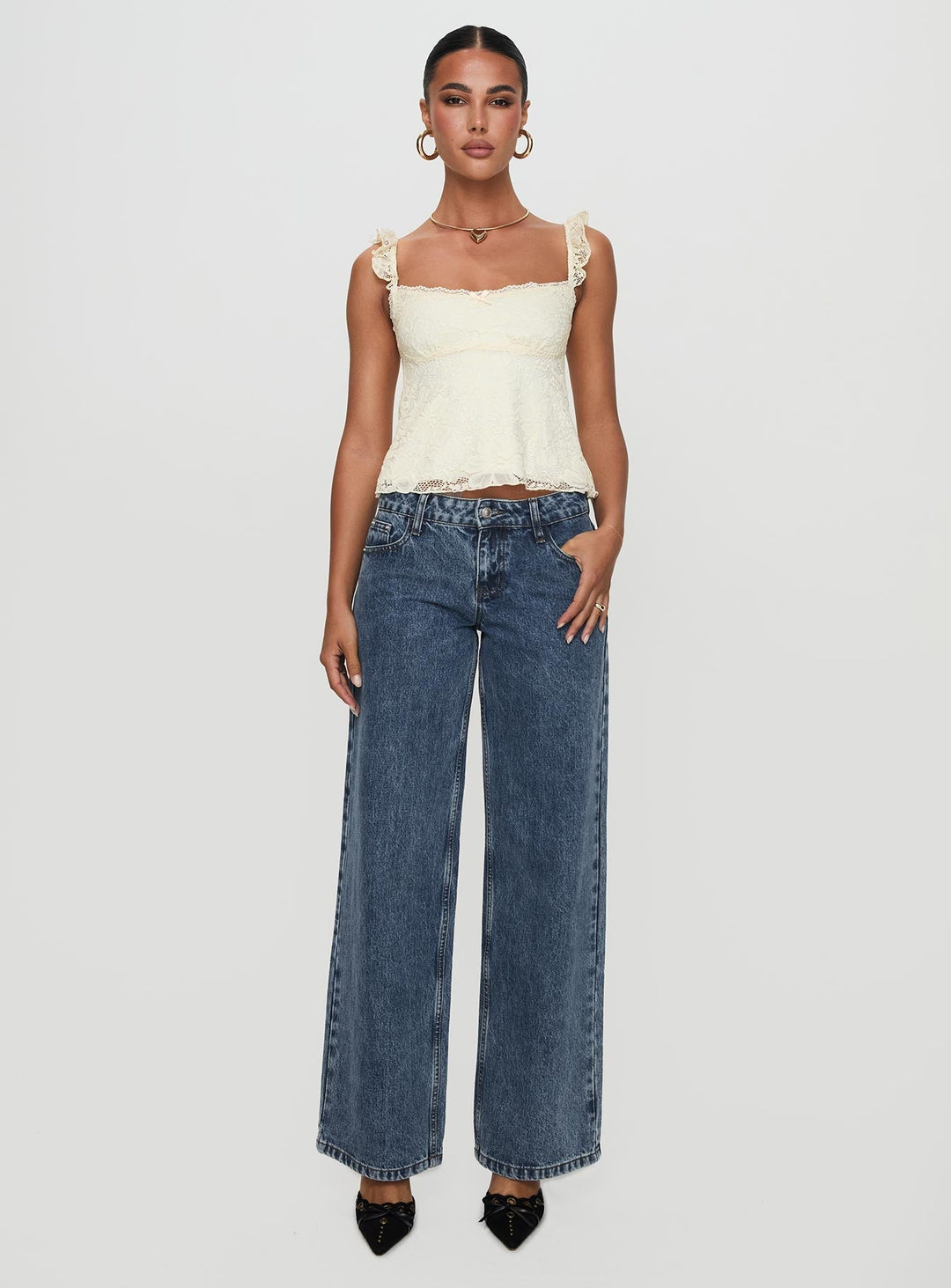 R&B | Damen Zartes Spitzenoberteil Elegantes Design