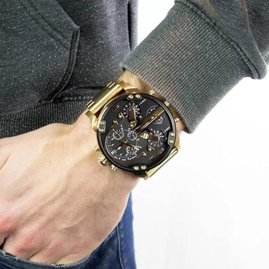 R&B – Schlanke, elegante Herrenuhr des Managers