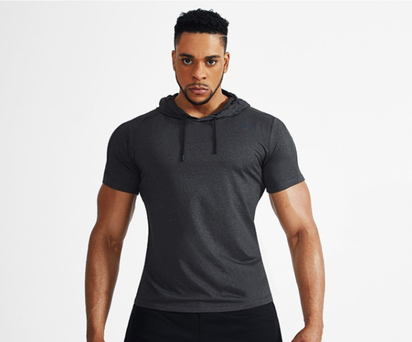 R&B | Sport-Kapuzenpullover mit halben Ärmeln