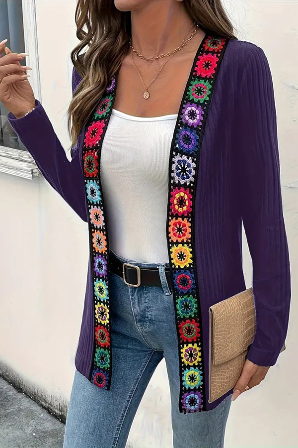 R&B | Strickjacke mit Blumenrand und langen Ärmeln