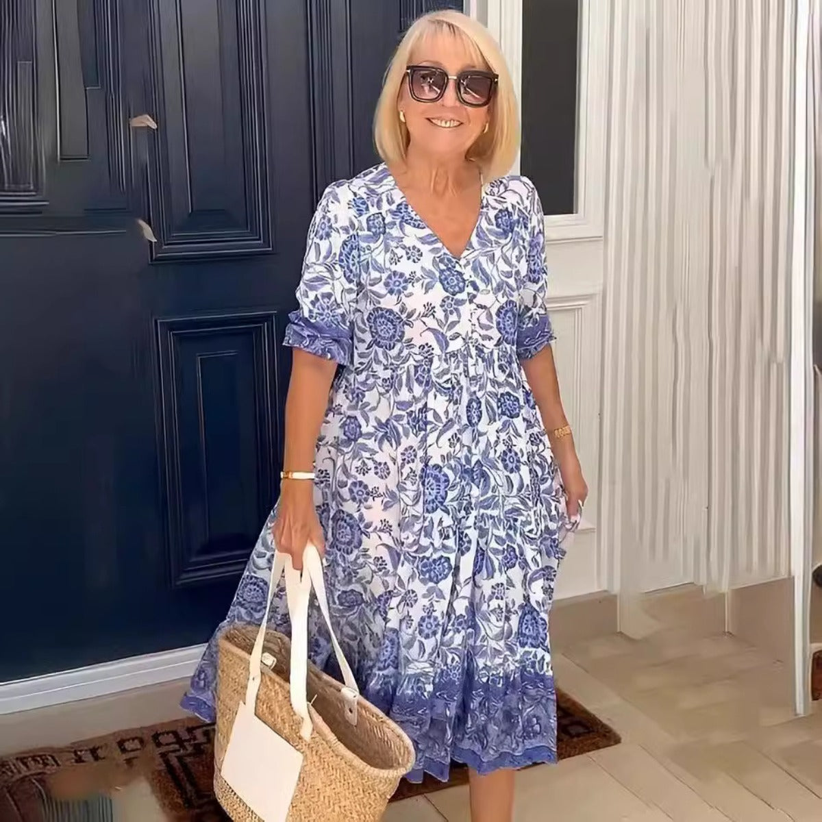 R&B | Kleid mit V-Ausschnitt und Print in Übergröße
