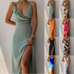 R&B | Kleid mit Hosenträgern und V-Ausschnitt mit geteiltem Print